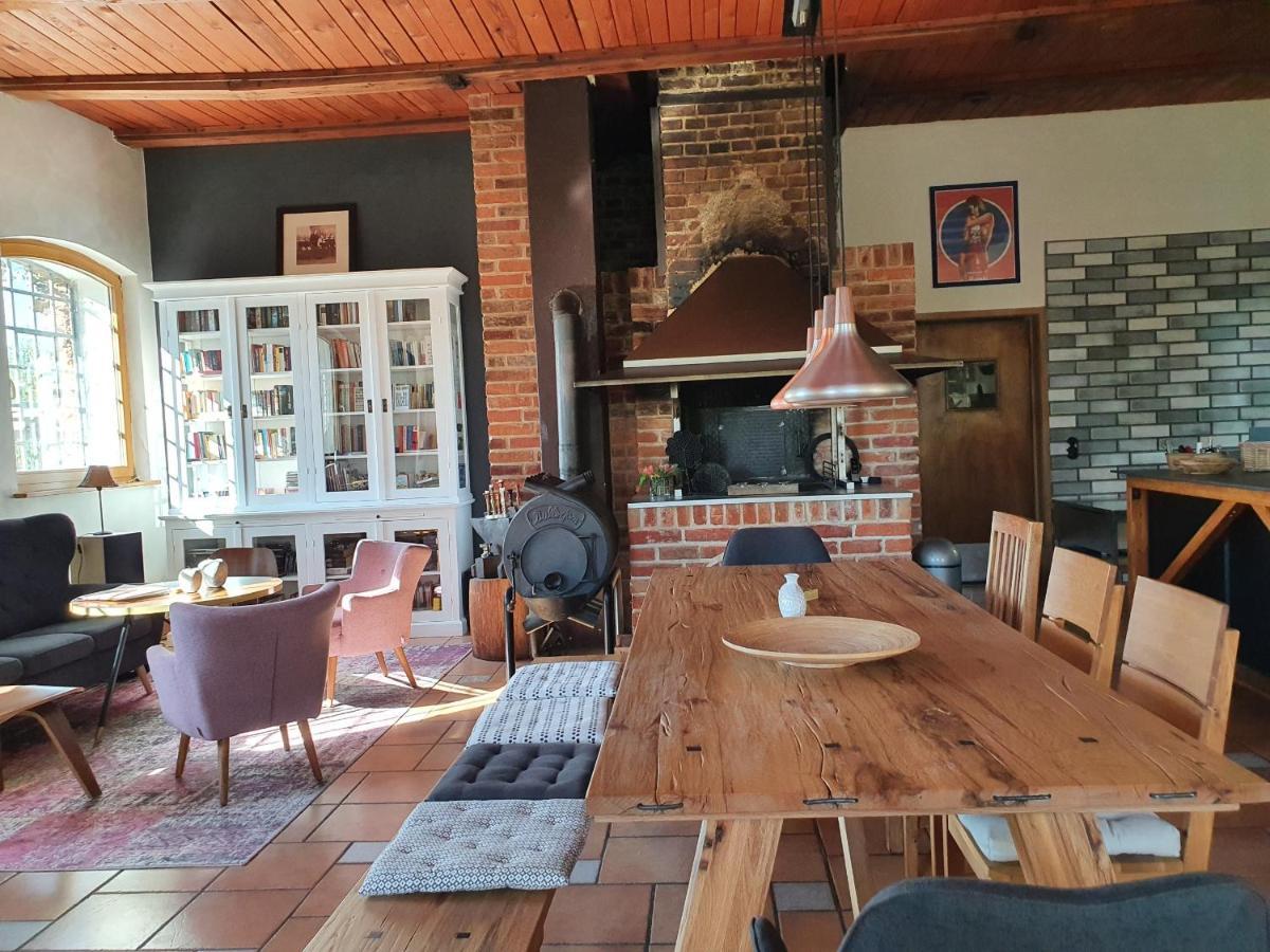 Schmiede1860 Bed and Breakfast Gross Dratow Exteriör bild